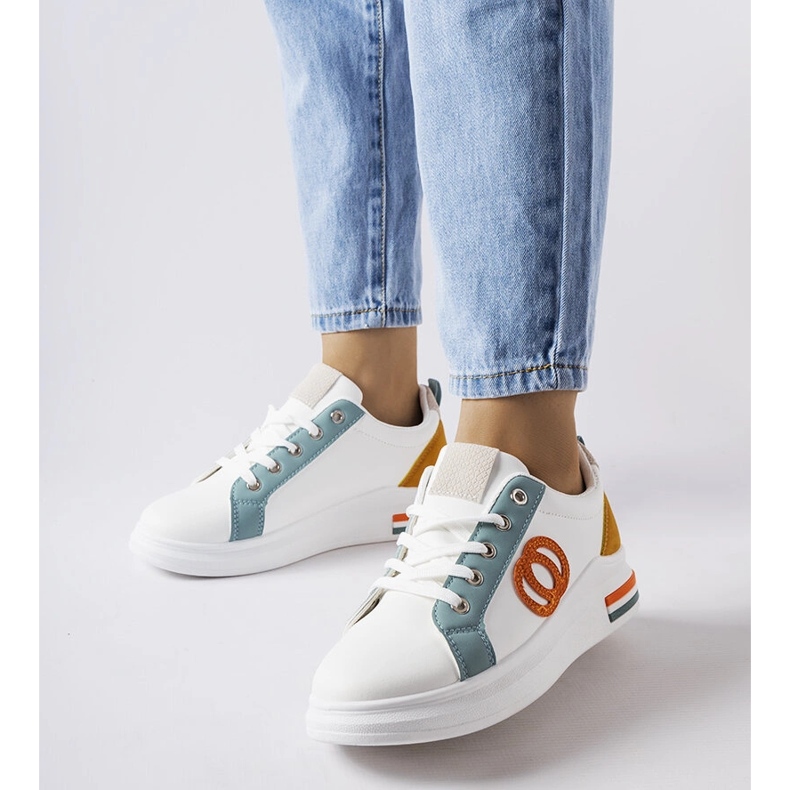 Inna Baskets blanches avec empiècements colorés de Passaic 1