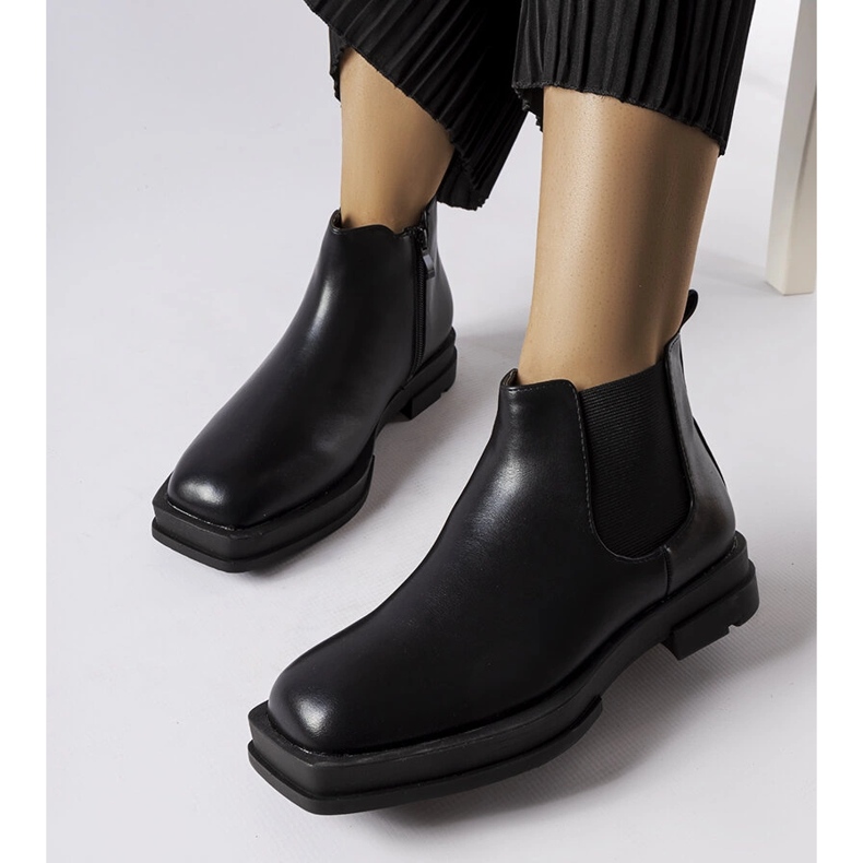 Inna Bottines basses plates noires Tarquinia le noir 1 Inna Bottines basses plates noires Tarquinia le noir 1