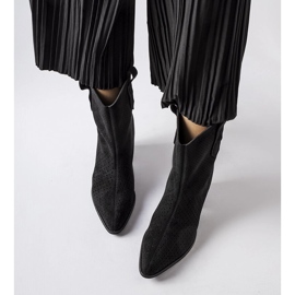 Bottes de cowboy noires ajourées de Desjardins le noir 1