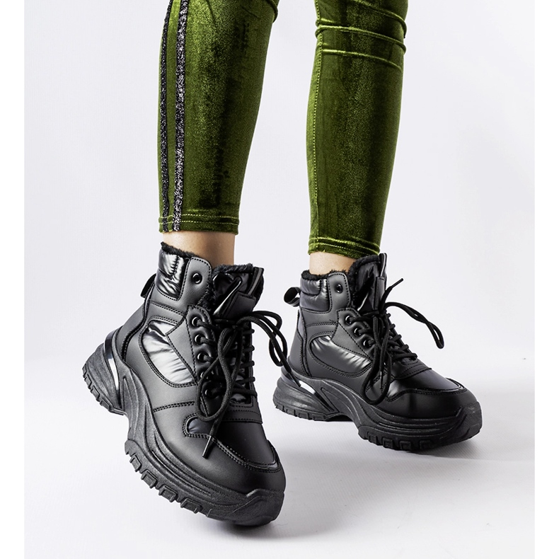 Evento Chaussures de sport d'hiver Giacinto isolées noires 1