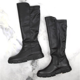 Bottes pour femmes en cuir noir confortables et isolées par Rieker 2