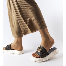 Glissières décoratives en caoutchouc noir de Bérard 1