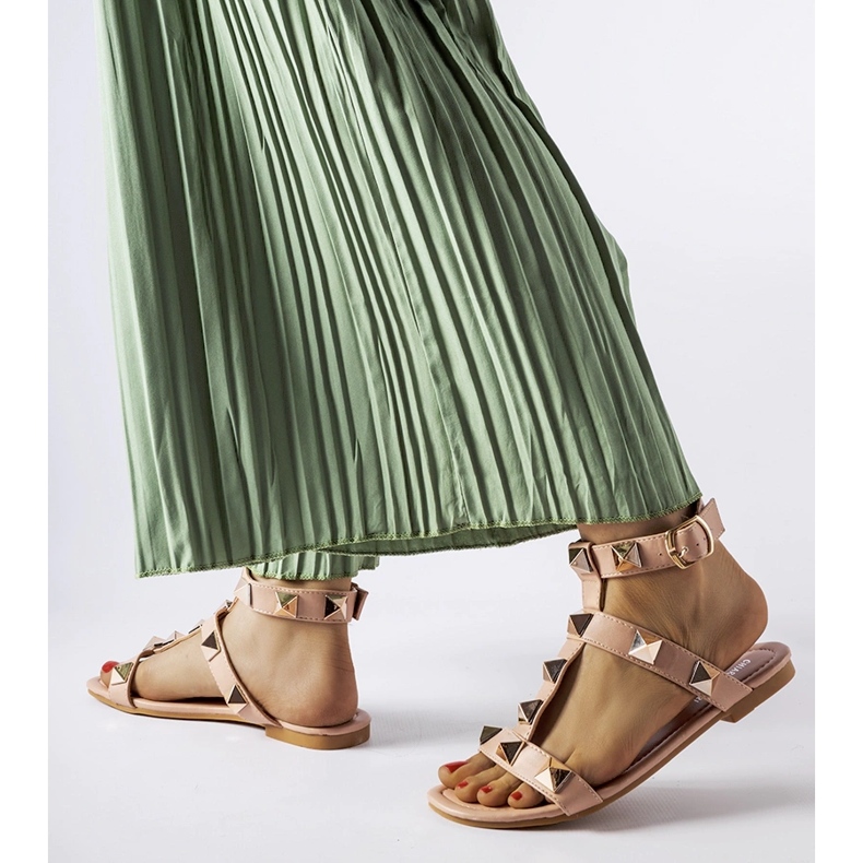 Inna Sandales roses avec clous Ignazio 1 Inna Sandales roses avec clous Ignazio 1