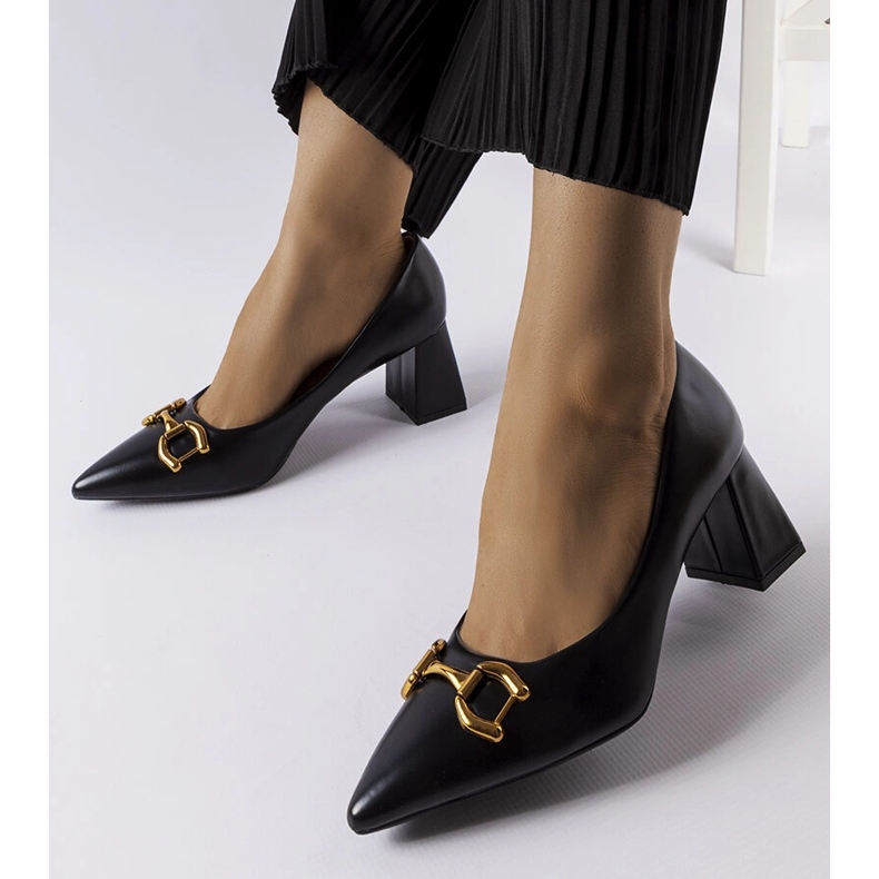 Escarpins noirs sur broche asymétrique 9537 Black 1