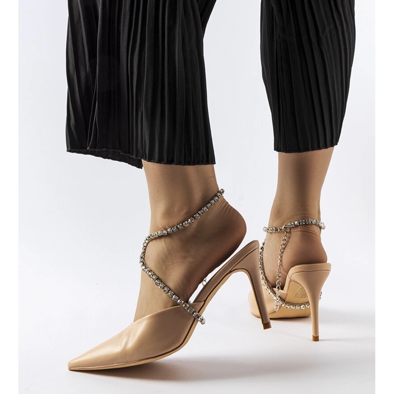 Sandales beiges à talon aiguille Drainer 1