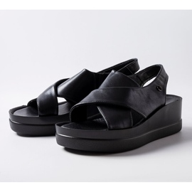 Sandales compensées basses noires Adelina 1