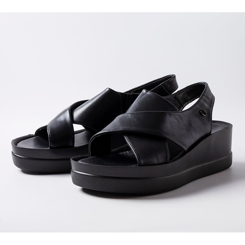 Sandales compensées basses noires Adelina 1