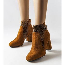 Bottes marron avec empiècement serpent en daim écologique Daamen brun 2