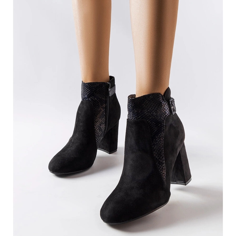 Bottines noires avec empiècement serpent en daim écologique Daamen le noir 1