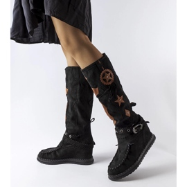 Inna Bottes noires style bohème de Putignano 1