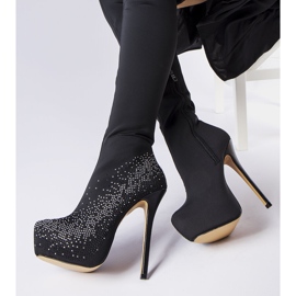 Inna Bottines noires à talons Scalzi le noir 1
