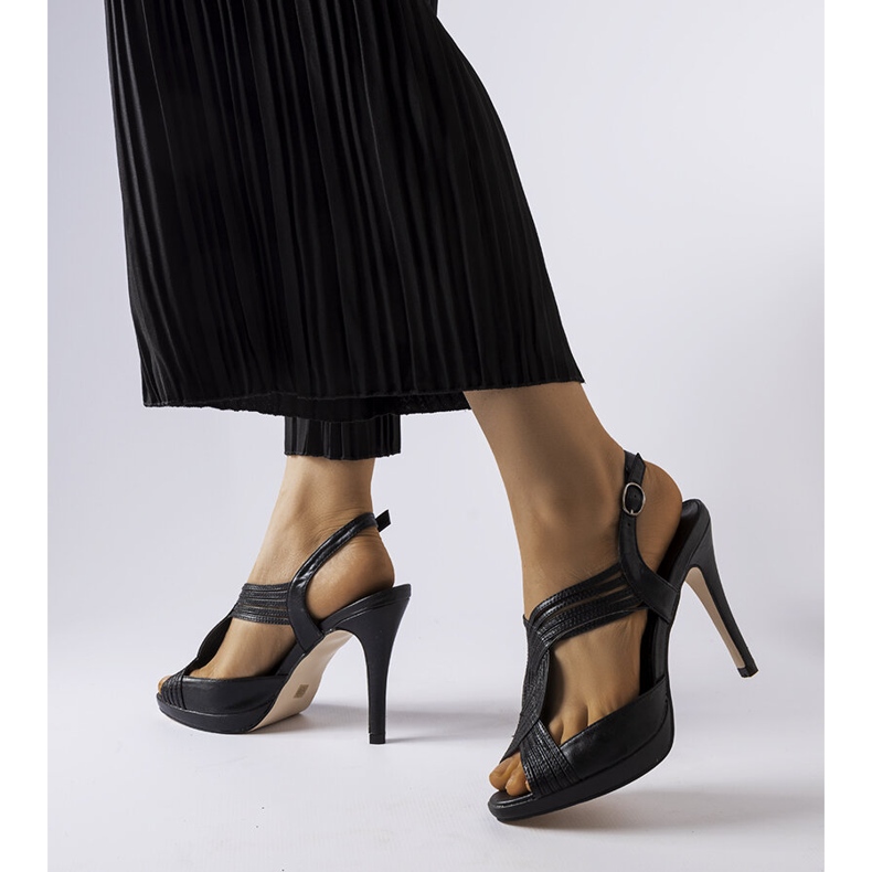 Tougas sandales noires à talons hauts le noir 1