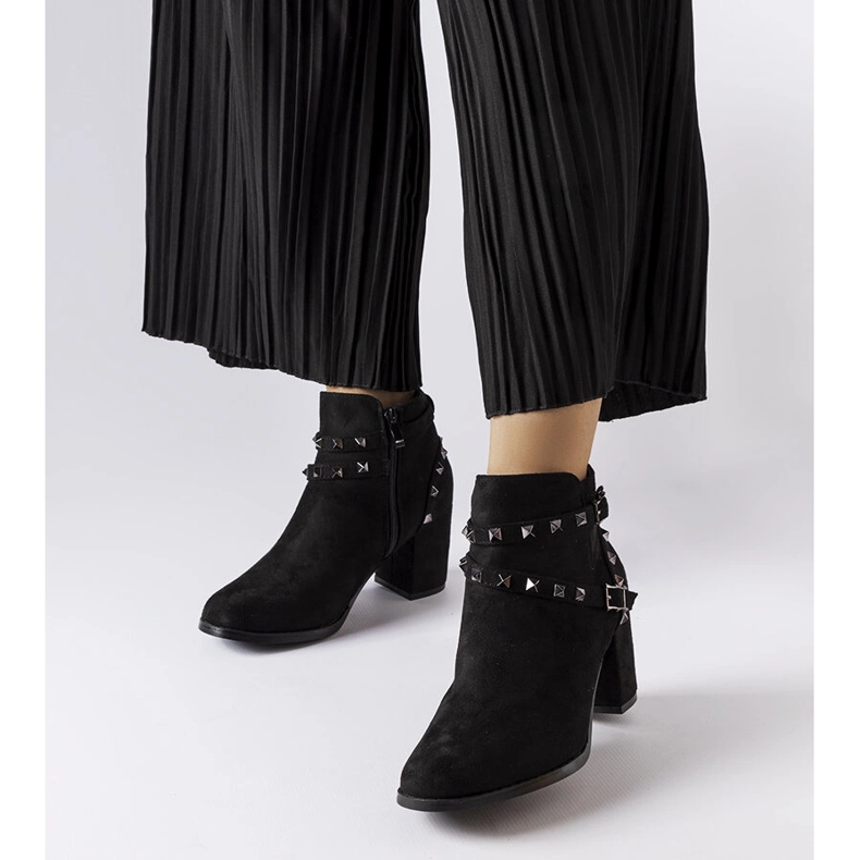 Bottines cloutées noires Irma 1