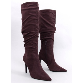 Bottes classiques à talons hauts par Danielle Brown brun 1
