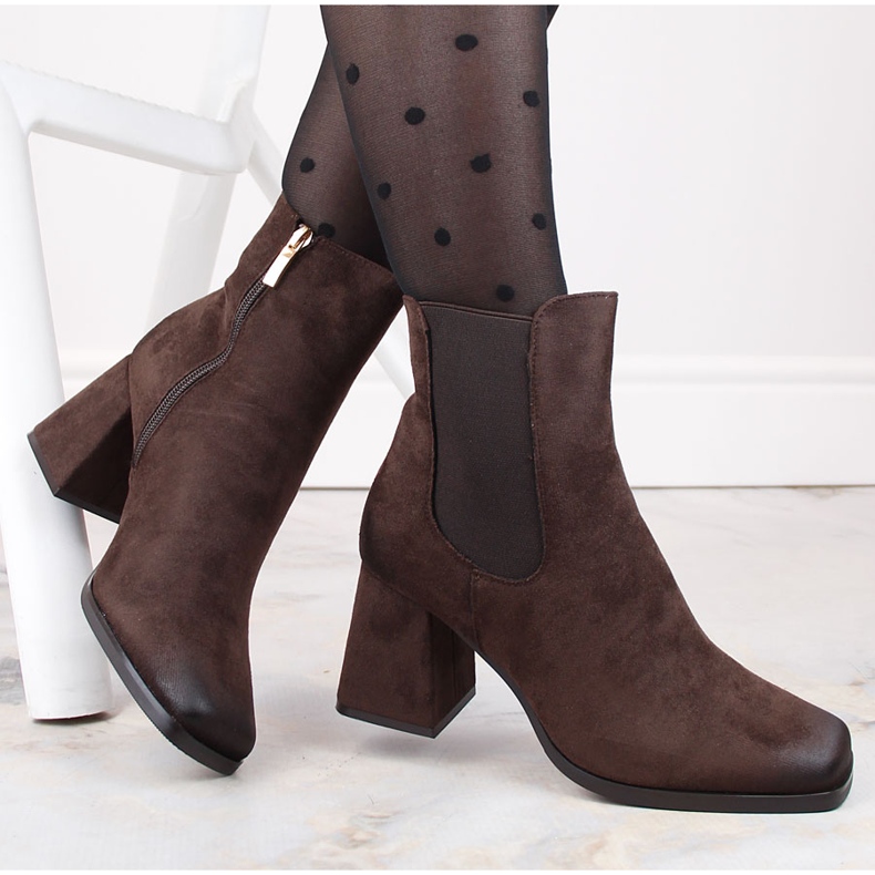 Bottines femme en daim sur talon décoratif, marron, Potocki SZ12183 brun 1