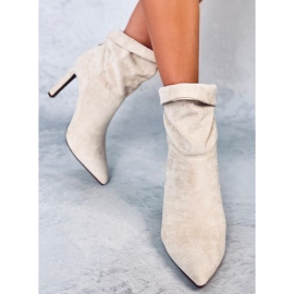 Yvonne Bottines à talons hauts en daim beige 4