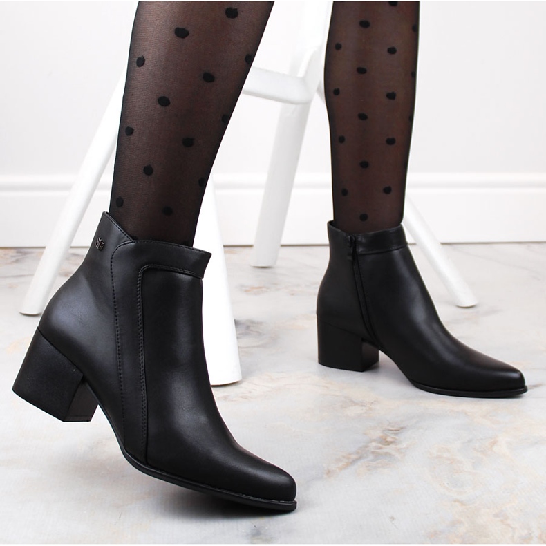 Bottines isolées noires à talons hauts pour femmes de Sergio Leone BT633 2