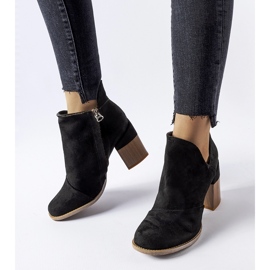 Bottines à talons hauts noires Artemisia 1