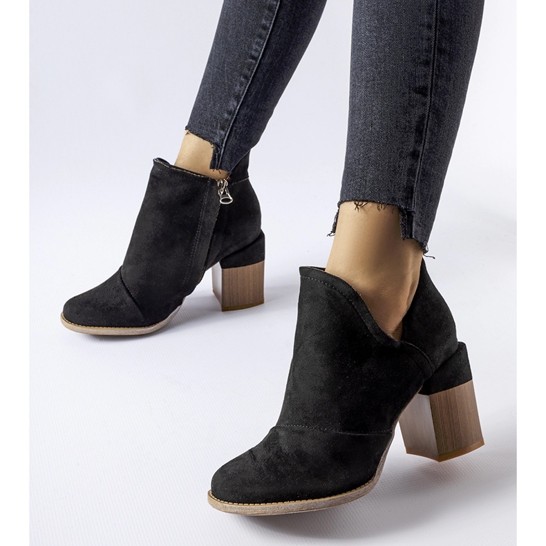 Bottines à talons hauts noires Artemisia 2