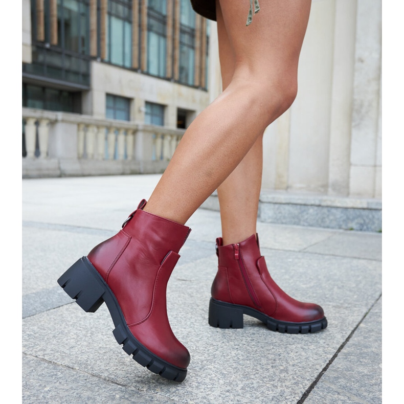 Bottines rouges et noires de Fajardo 1