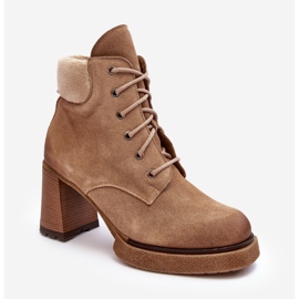 Bottines à lacets en daim Lemar Flomes beiges sur un talon haut 2