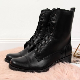 Bottes isolées en cuir noir pour femmes par Dolce Pietro 1