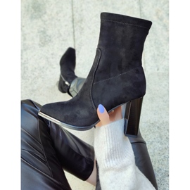 Bottines femme en daim à tige ajustée le noir 4