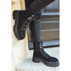 Bottines workwear femme en daim noir à semelle épaisse le noir 1