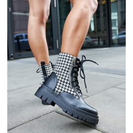 Bottines isolées noires à motif pied-de-poule par Alfeo le noir 4