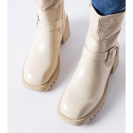 Bottines beiges sur talon massif Castelvetrano 1
