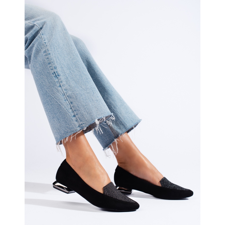 SHELOVET Mocassins noirs pour femme avec motif spitz Daszyński le noir 1