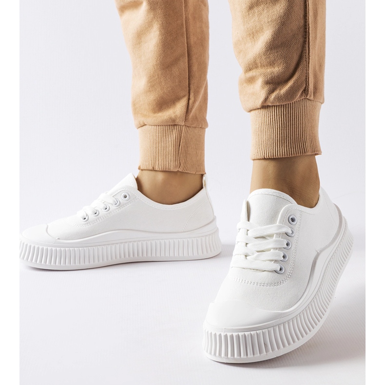 Baskets à plateforme Collepepe blanches 1