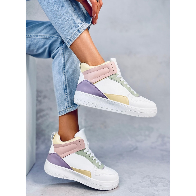 Baskets rose gingembre blanc 2