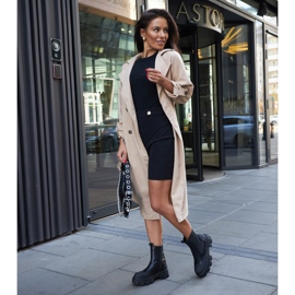 Bottines noires avec bande de roulement Moriano visible 1