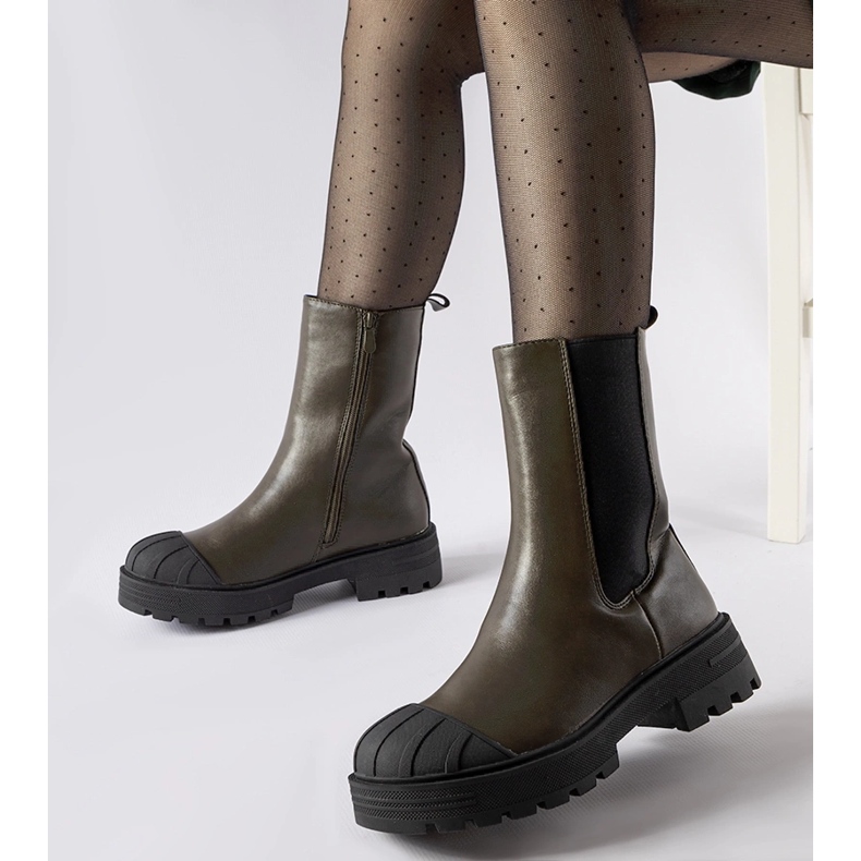 Inna Bottes Porcigatone isolées vert foncé 1