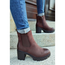 Bottes classiques pour femmes en daim Adeline marron brun 9