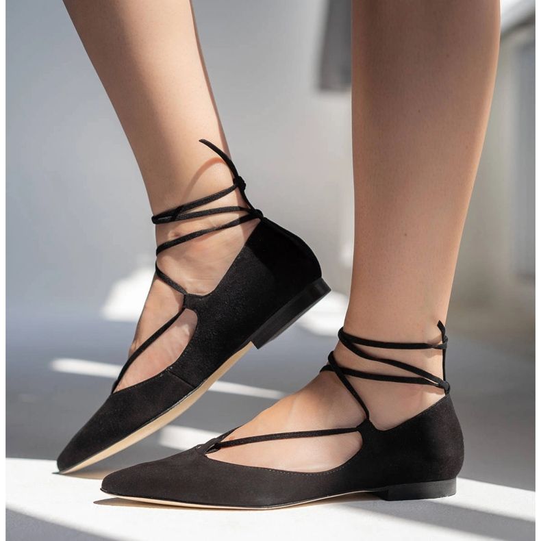 Marco Shoes Ballerines en daim avec bride autour le noir 1