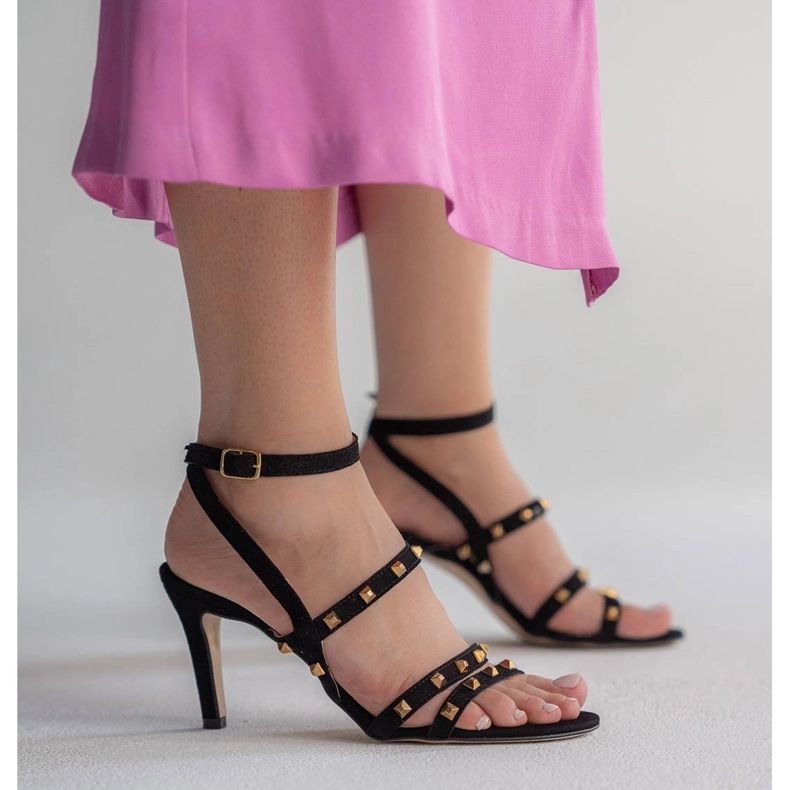 Marco Shoes Sandales en daim noir avec clous décoratifs 1