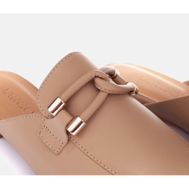 Marco Shoes Chaussons avec décoration beige 1