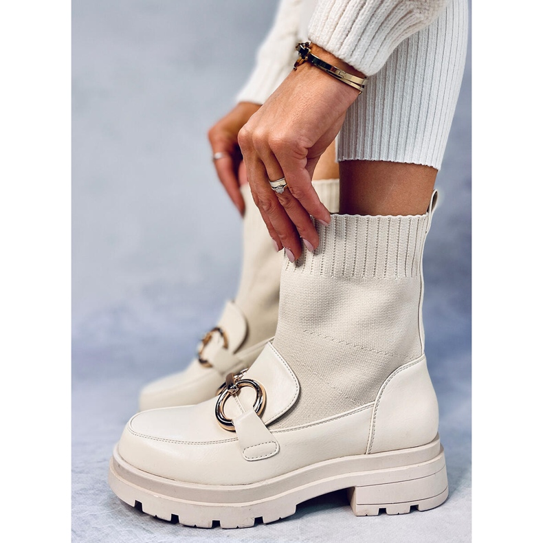 Tige de chaussette beige ton sur ton 1