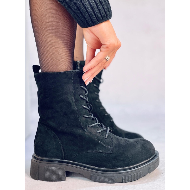 Bottines à lacets en daim noir Lavey 1