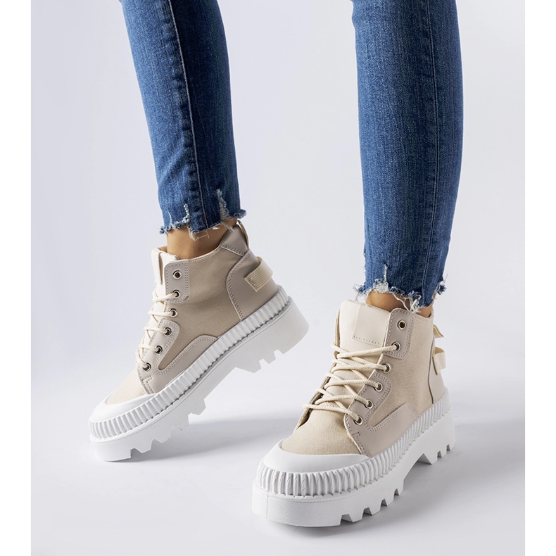 Inna Baskets beiges sur plateforme haute Grotta 1