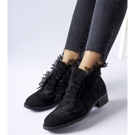 Bottines noires avec strass et dentelle par Belviglieri le noir