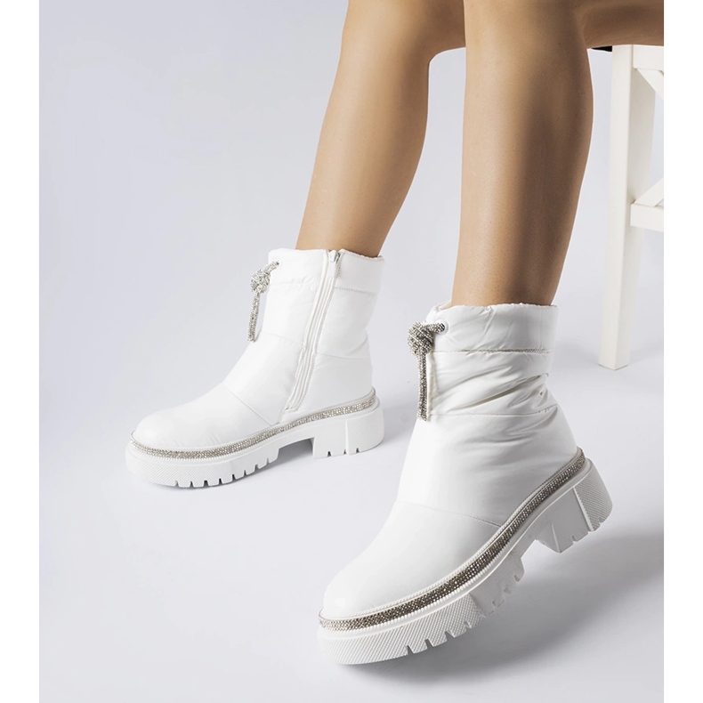 Bottines de neige blanches ornées de zircons Giusti 1