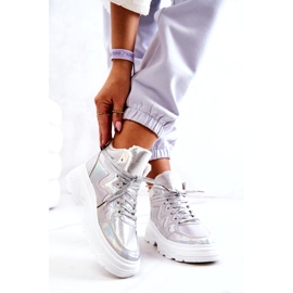 Chaussures de sport isolées en argent pour femmes 3