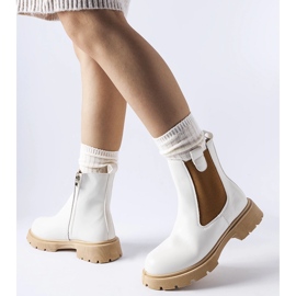 Bottines blanches à semelle beige Giacinta 1