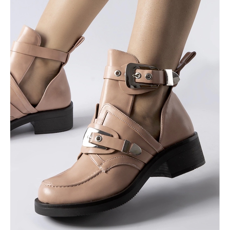 Bottines roses à découpes de Sperone 1