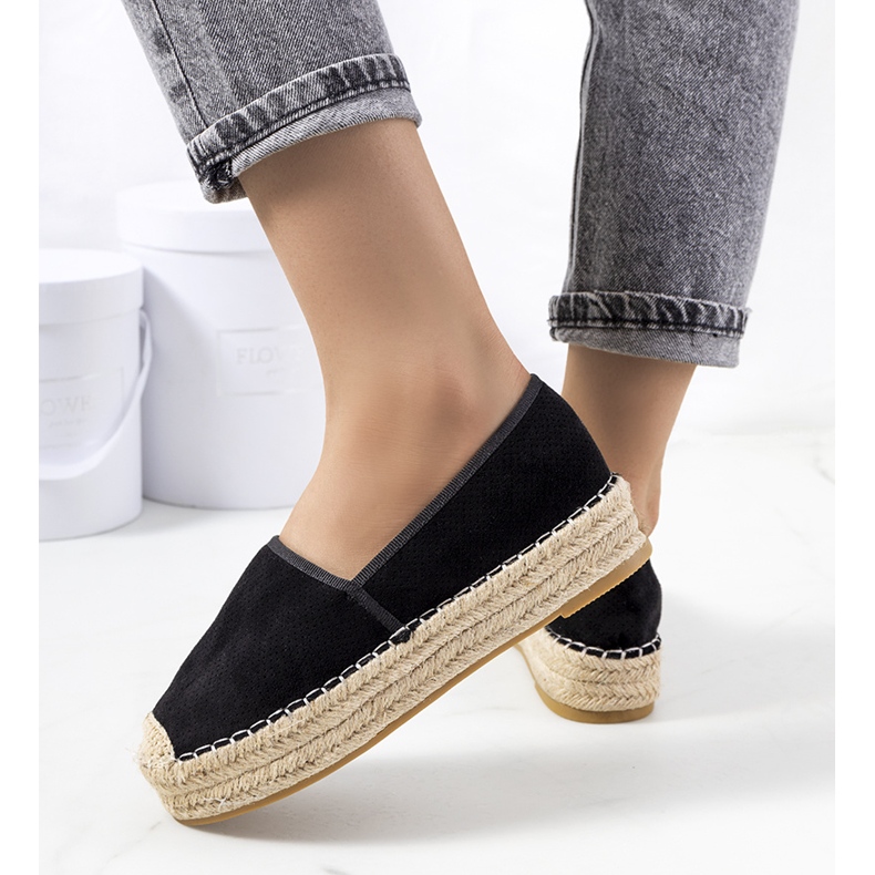 Espadrilles ajourées Capelle noires 2