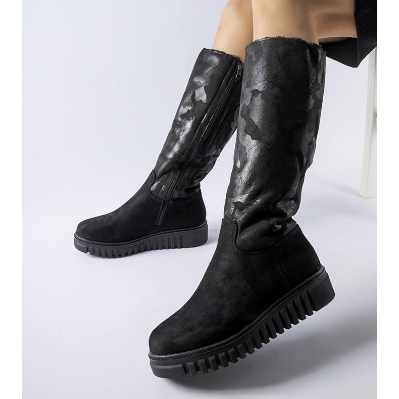 Bottes Piazzolla isolées en éco-suède camouflage noir 1