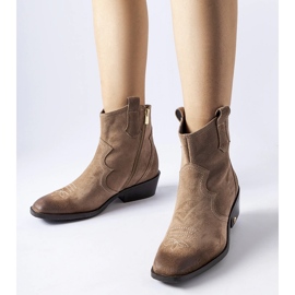 Bottines à talon bas en cuir beige Karino 1